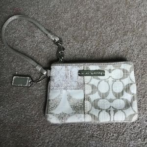 Coach Poppy Wristlet